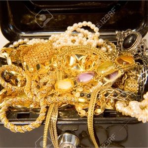 Low start Jewelry live show